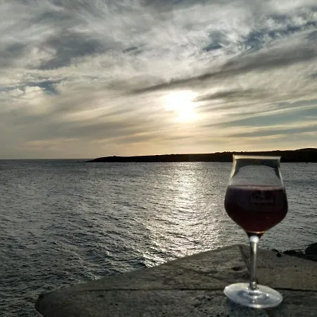 Bådhotel Amplio Yate Clasico *